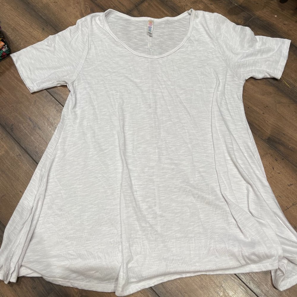 LulaRoe Perfect T-Shirt, White, NWOT